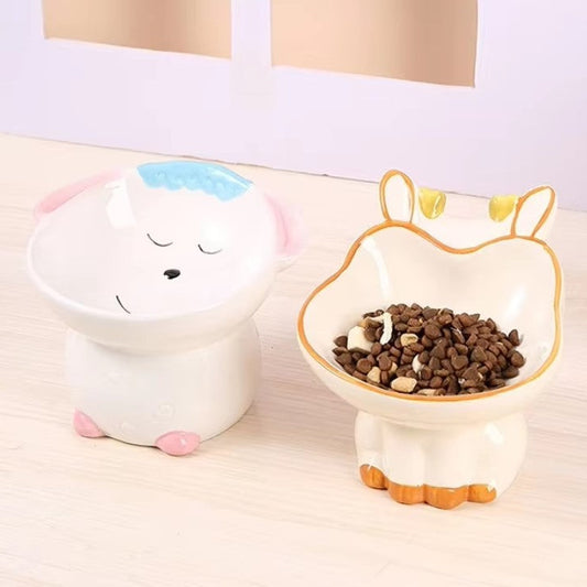 Ceramic pet bowl featuring a cute dog design and a giraffe-shaped dish, ideal for dogs and cats.