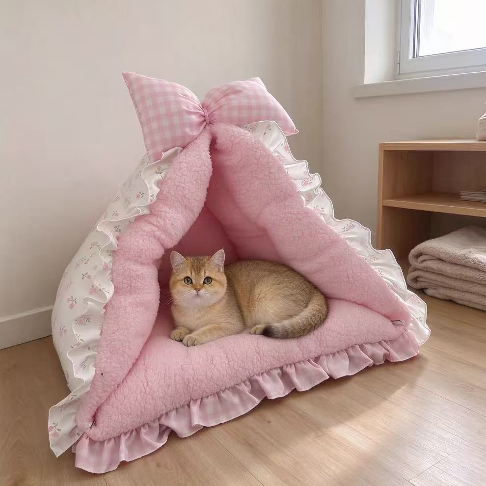 Puff & Purr™ Parisian Dream Lace Cat Teepee