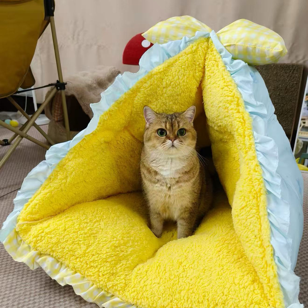 Puff & Purr™ Parisian Dream Lace Cat Teepee