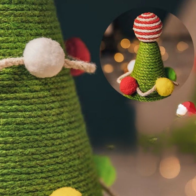 Christmas tree-shaped cat climbing rack with sisal scratching post for cats