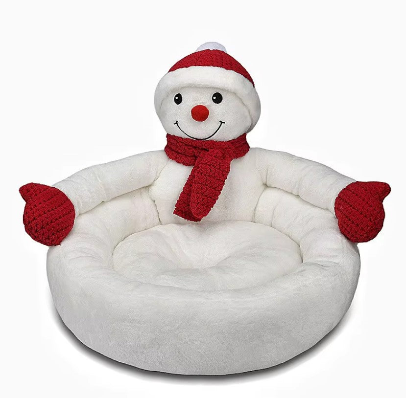 Snowman-shaped Christmas cat bed cave for winter comfort and festive holiday decor.
