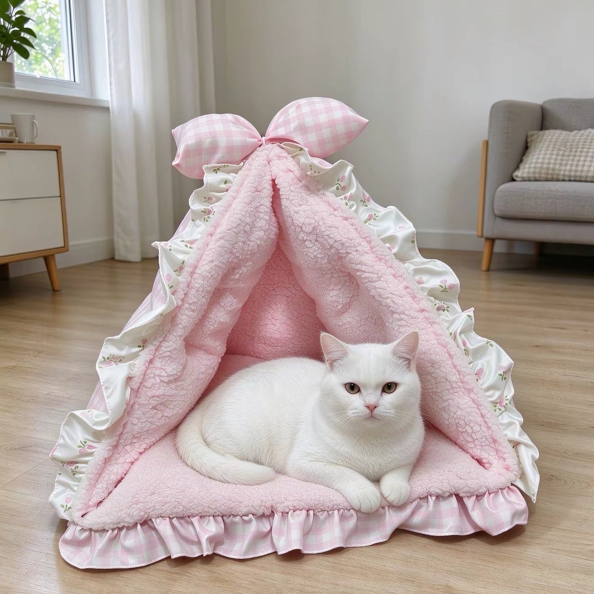 Puff & Purr™ Parisian Dream Lace Cat Teepee