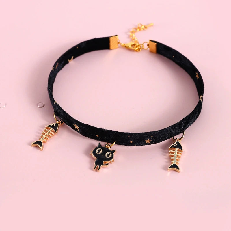 Velvet adjustable pet collar with bronzing star design for cats and small dogs