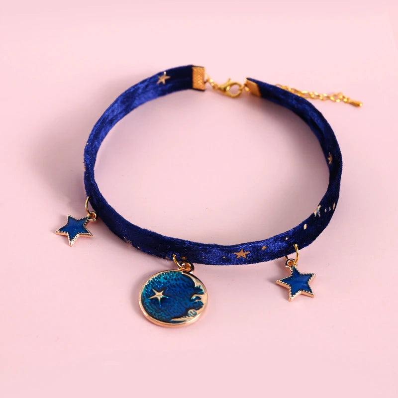 Velvet adjustable pet collar with bronzing star design for cats and small dogs