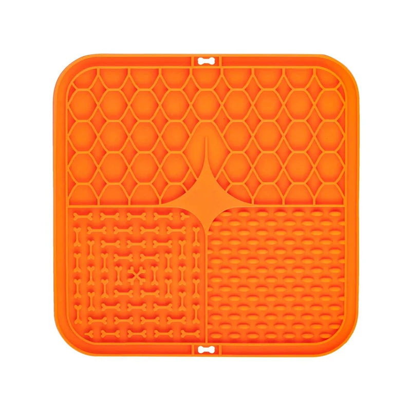 Silicone licking mat for dogs and cats with strong suction cups