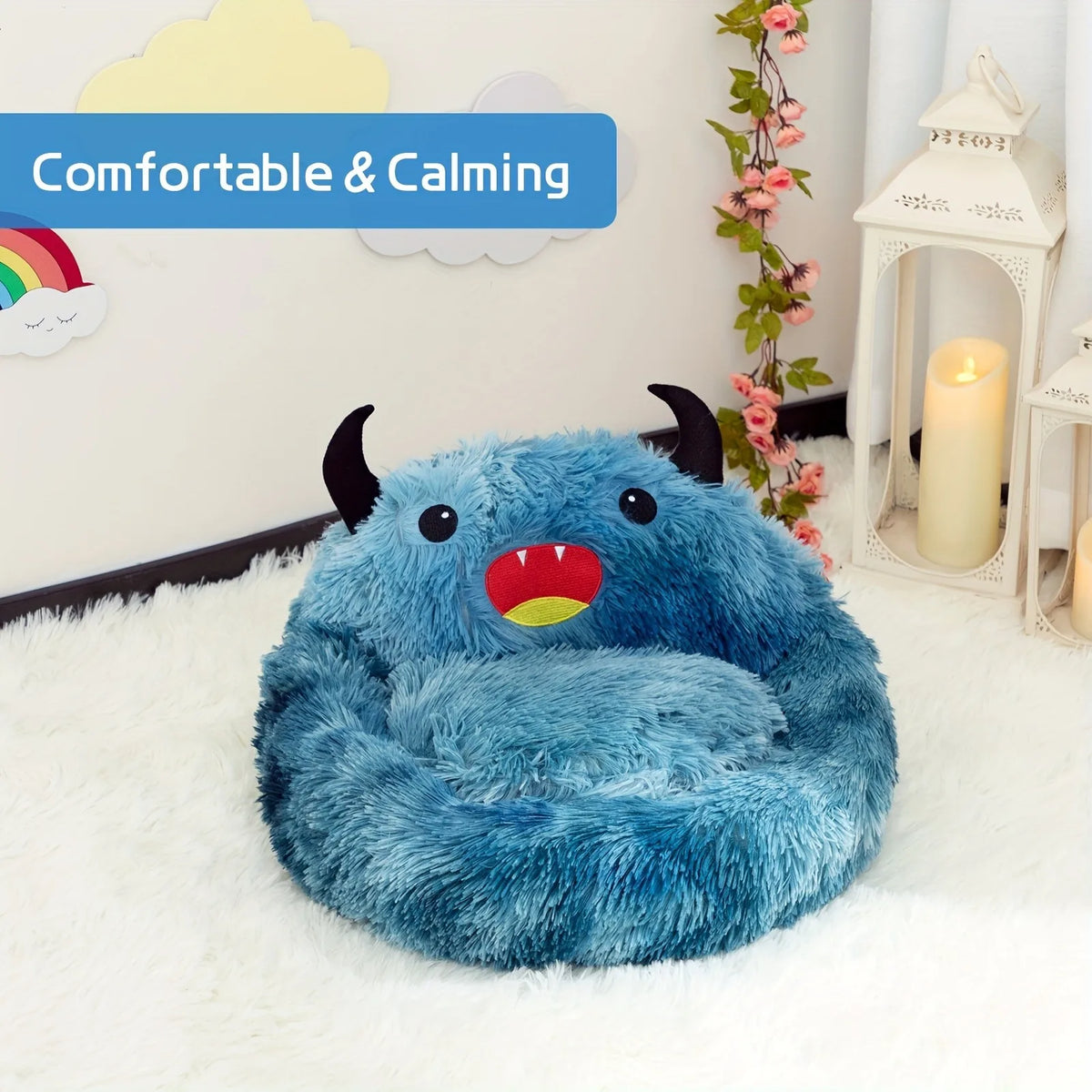 Festive warm bed mat for cats and small dogs with soft cushion