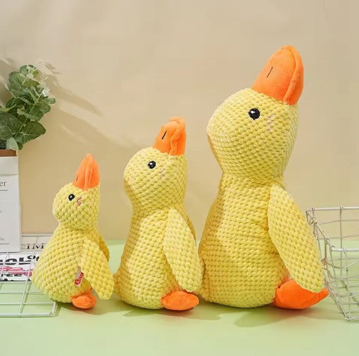 Calming pet toy, durable plush chew interactive toy, featuring three sizes of yellow duck plush toys.