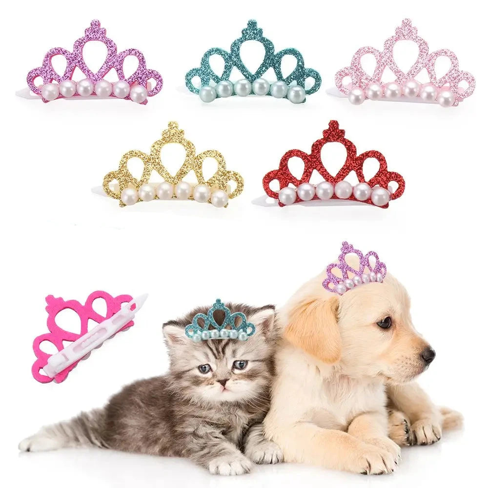 Cat wearing a crown-shaped grooming bow tie, ideal for special occasions or stylish everyday wear
